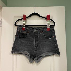 Levi's 501® ORIGINAL WOMENS SHORTS in Black Size 30